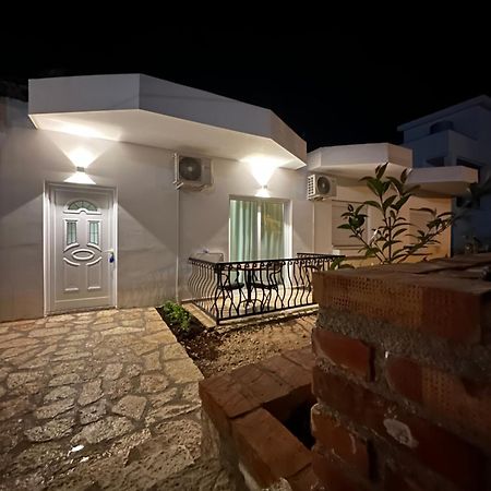 Fiore Rooms 2 Ksamil Esterno foto