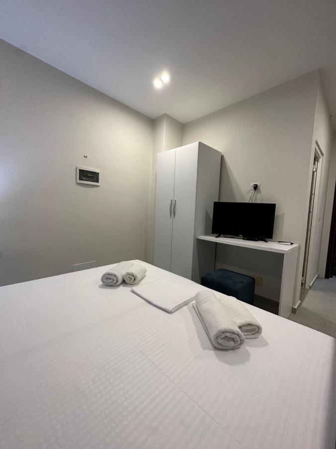 Fiore Rooms 2 Ksamil Esterno foto